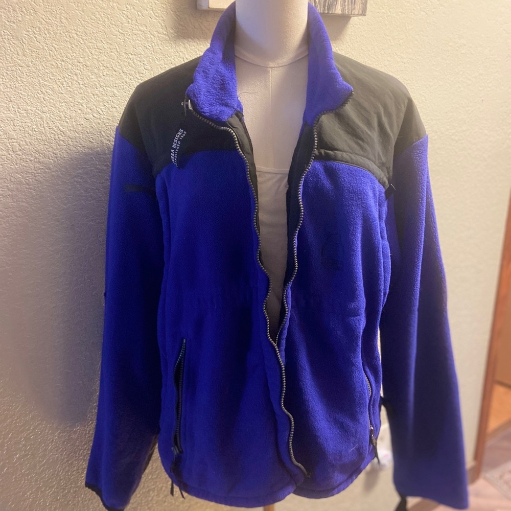 Sierra Designs Blue and Black Fleece Jacket - Picture 2 of 9
